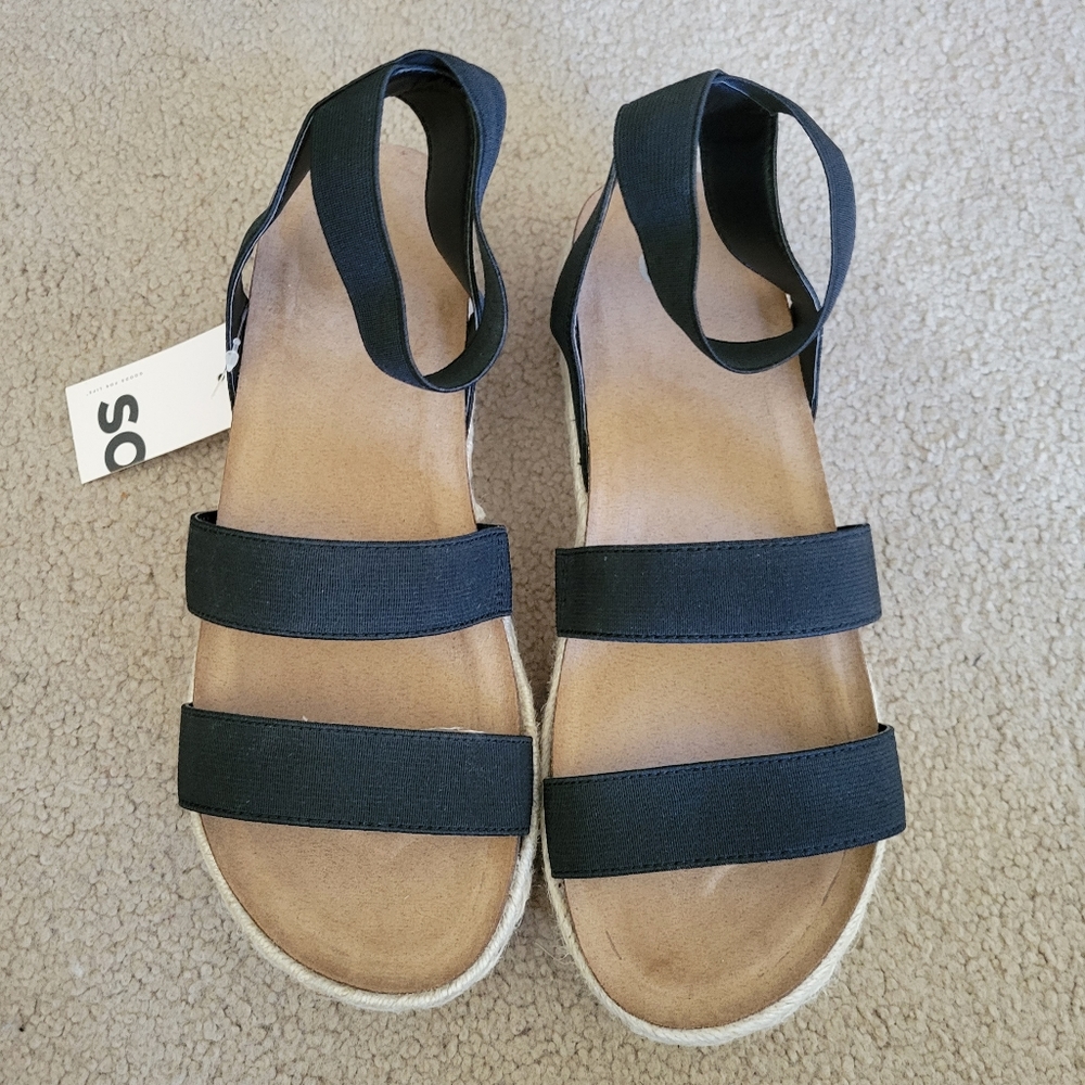 Brand New platform sandals